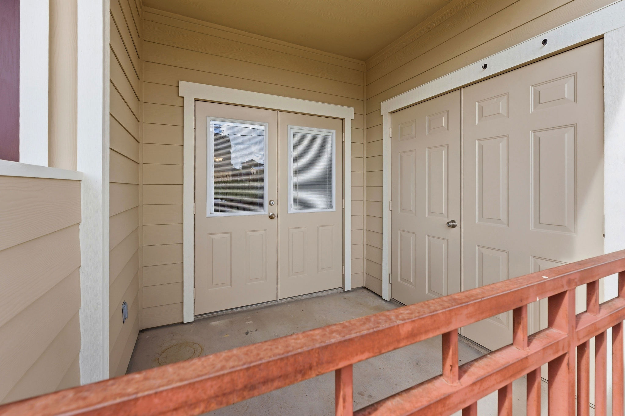 2 Bedroom 2 Bathroom Apartment - Image 12